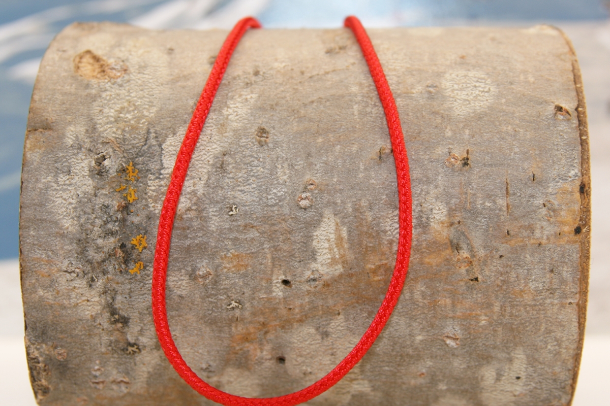Красный текстильный шнурок ШТКр 