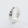 кольцо из серебра с гравировкой Любовь