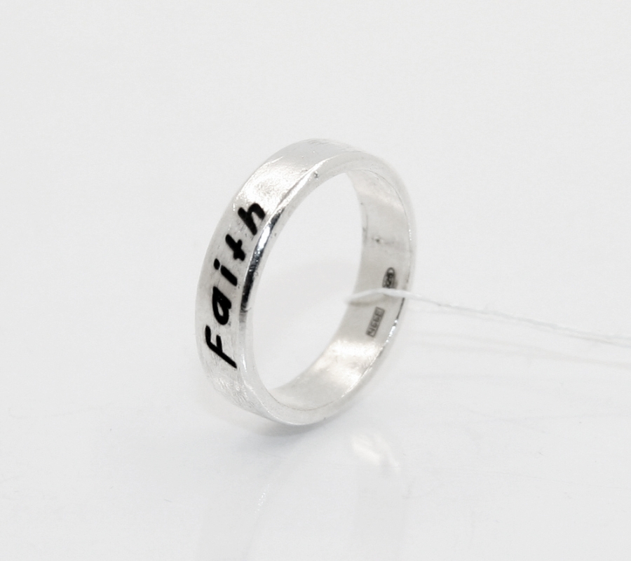 Серебряное кольцо к4.5с с гравировкой вера 